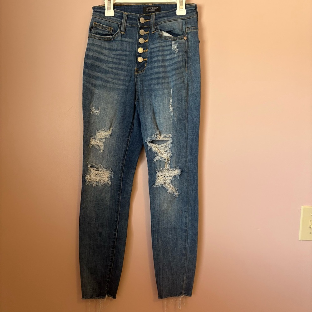 💚Judy Blue 1/25 Skinny Button-Fly Distressed Blue Jeans